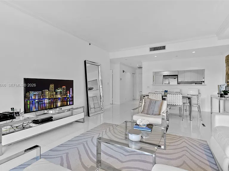 251 Crandon Blvd #322 — Photo 6