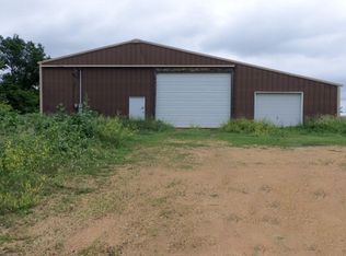 2 Hoyle Rd, Dixon, IL 61021