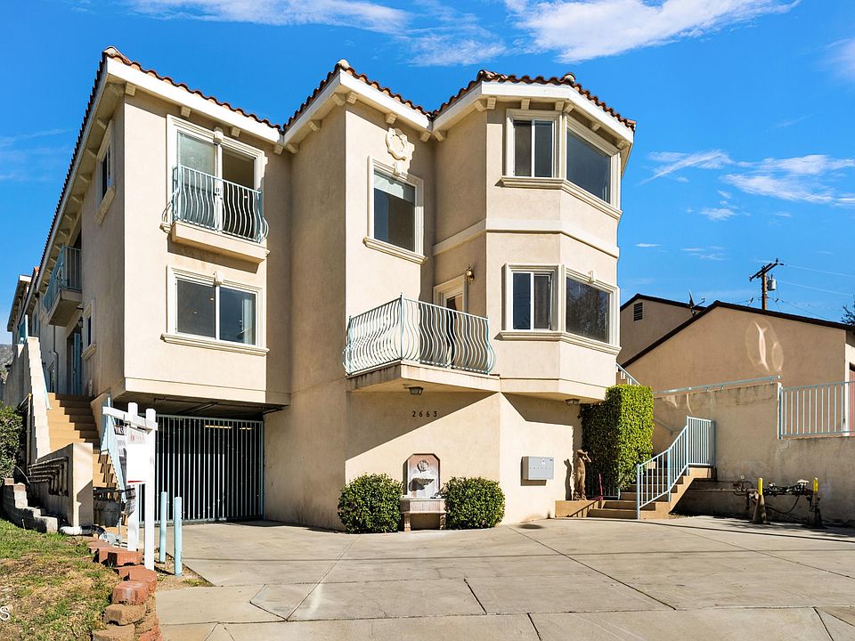 1st image of 2663 Montrose Ave #101