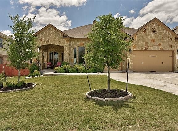 2nd image of 815 Wild Rose Dr