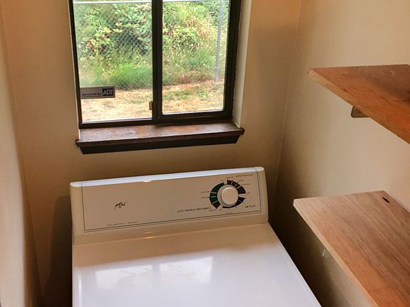 seperate laundry room