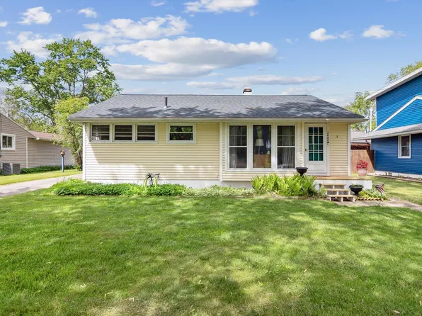 2404 Dawn St, Jackson, MI 49203