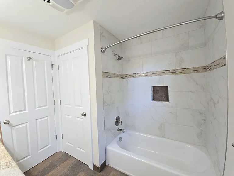 1912 Filbert St — Photo 16