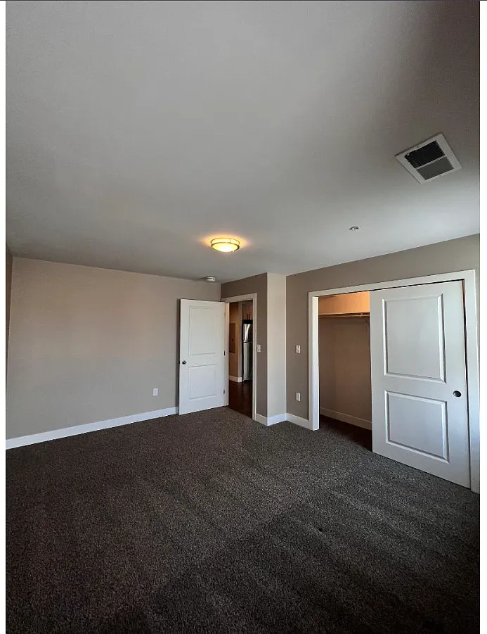 1 bed, 793 sqft, $875 — Photo 3
