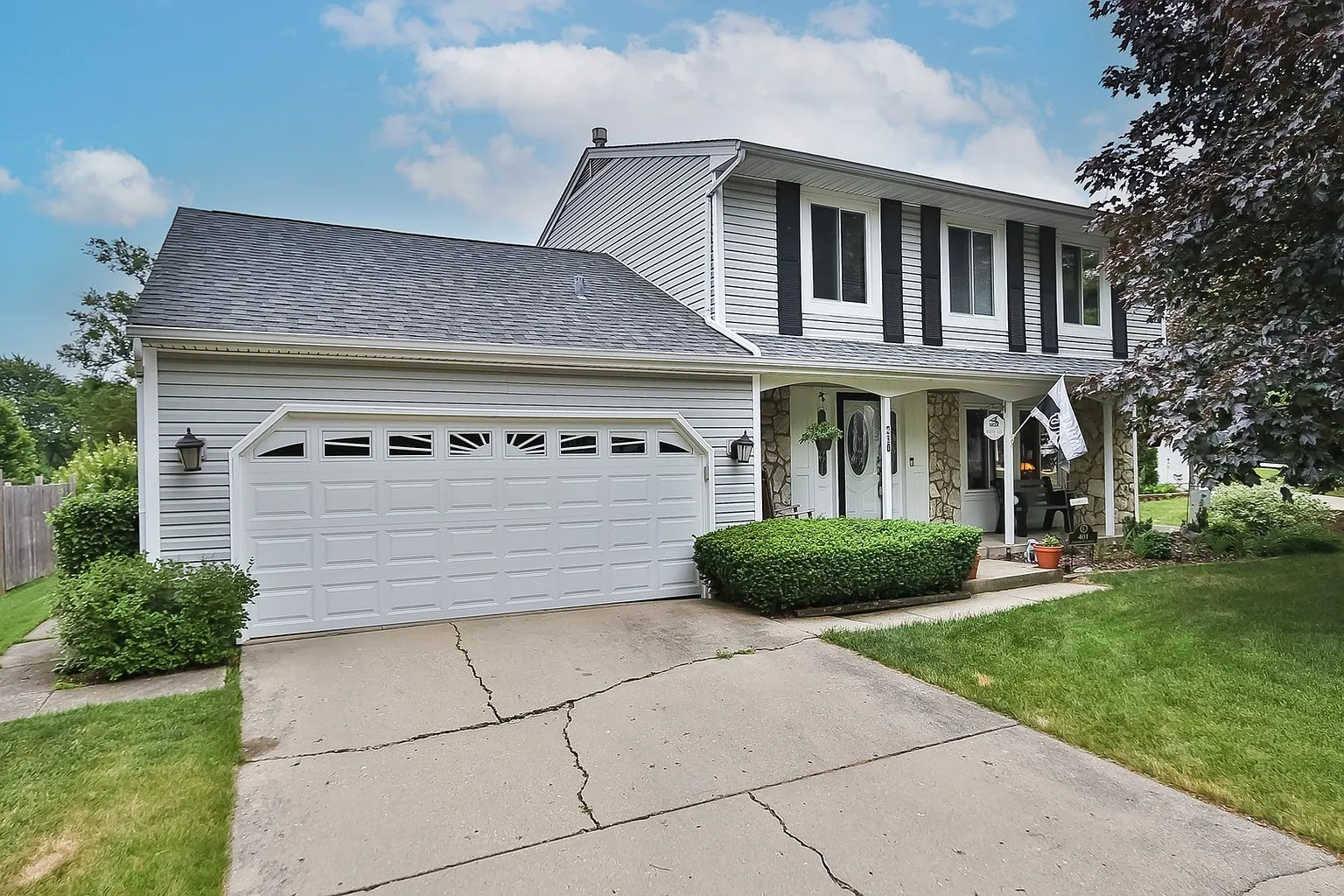 401 Summerfield Dr photo 1