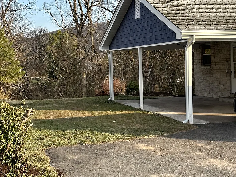 334 Berrysburg Rd — Photo 2