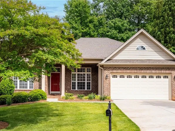 2625 Belwick Village Dr, Winston Salem, NC 27106