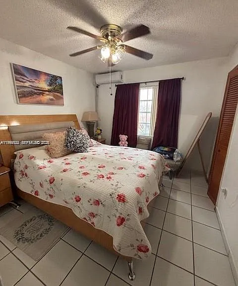 5852 SW 147th Pl — Photo 2
