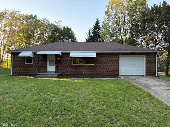 870 Milburn Rd NE, Massillon, OH 44646