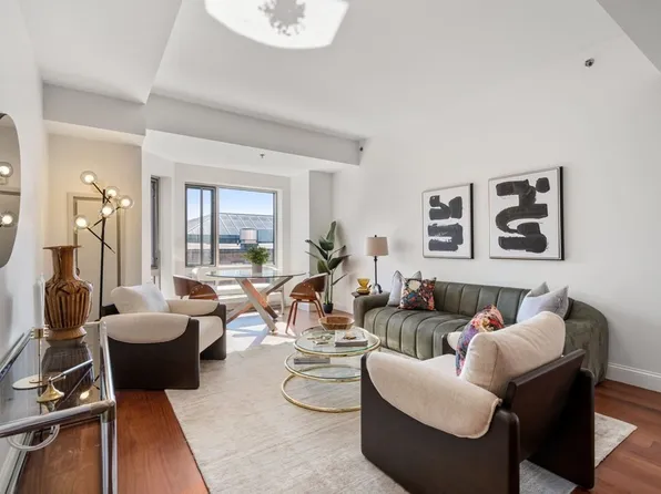 17 Otis St Unit 501, Cambridge, MA 02141