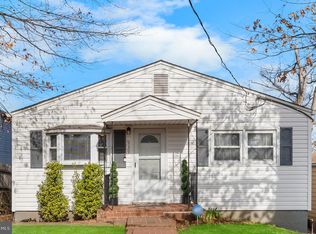 939 Clovis Ave, Capitol Heights, MD