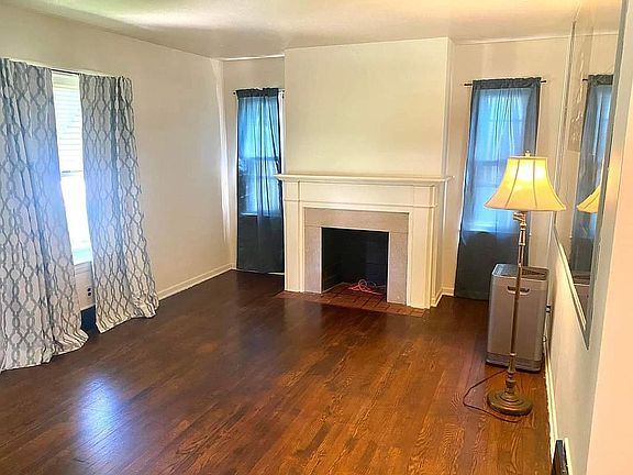 5th image of 22217 Macbeth Ave