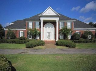 21 Huntington Pl, Jackson, TN 38305