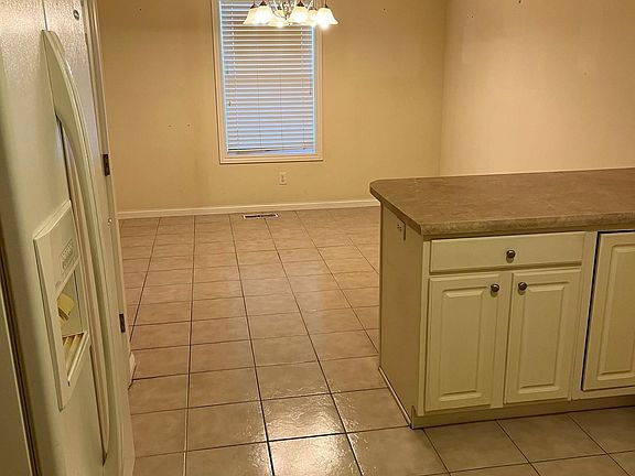 3rd image of 10569 Merimac Dr