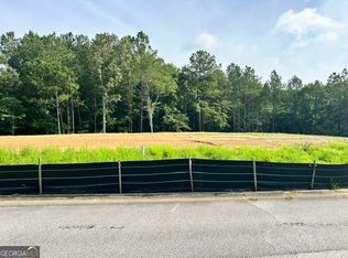 389 Timothy Dr, Dallas, GA 30132