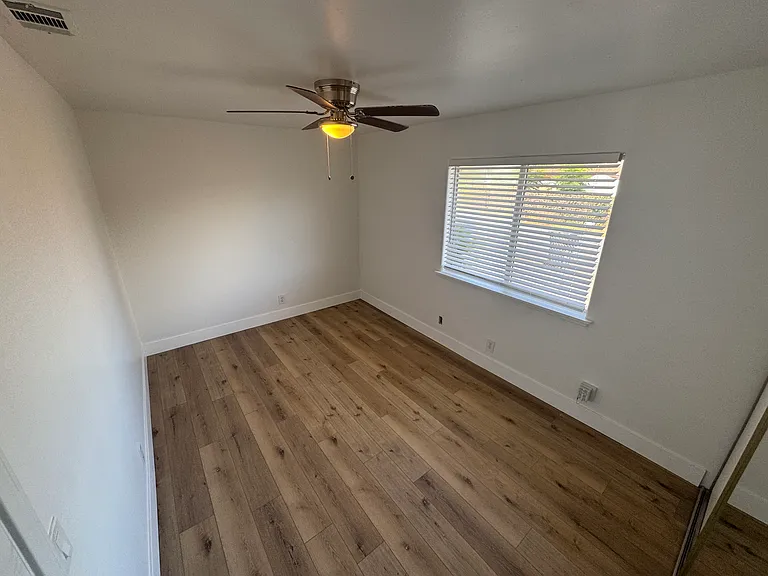 8202 Palm St — Photo 17