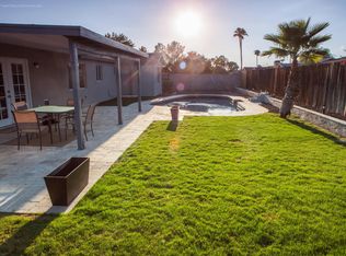 3832 E Hillery Dr, Phoenix, AZ 85032