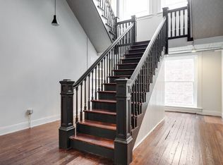17 W Main St #102, Richmond, VA 23220