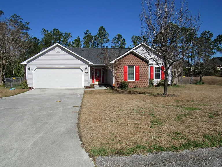 118 Carolina Pines Dr — Photo 1