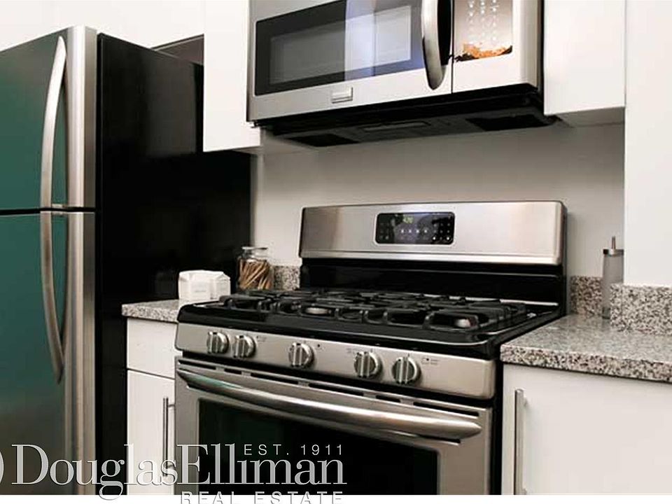 1st image of 505 W 37th St APT 32C