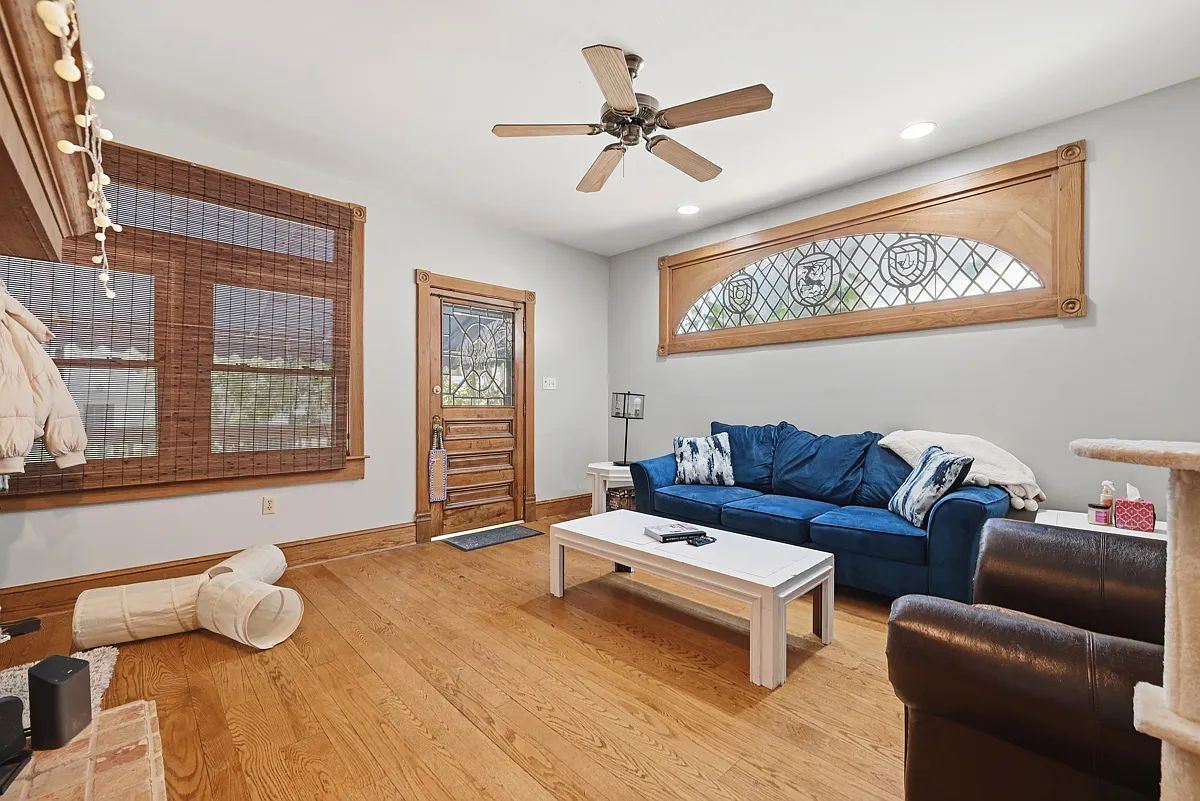4 bed, 1650 sqft, $3,000 — Photo 4