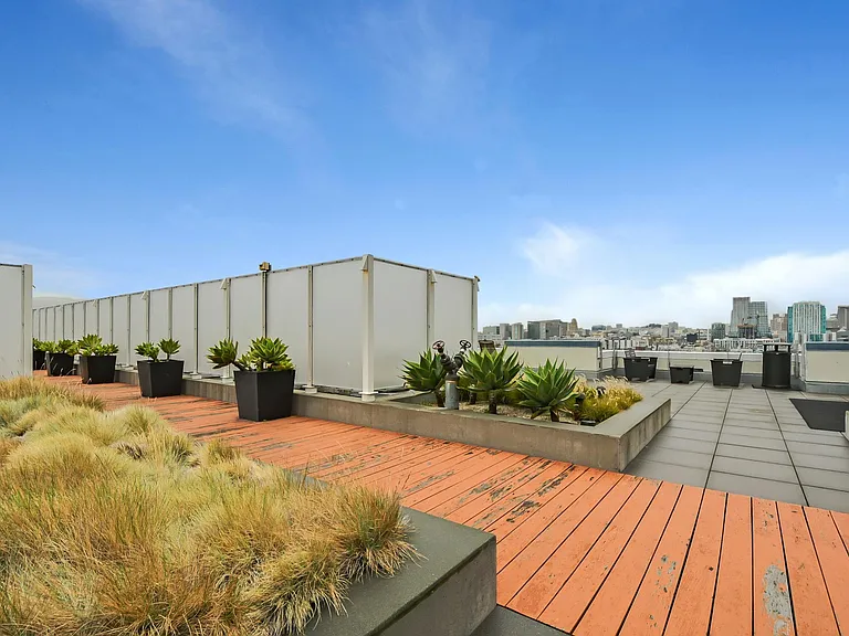 300 Berry St #806 — Photo 33
