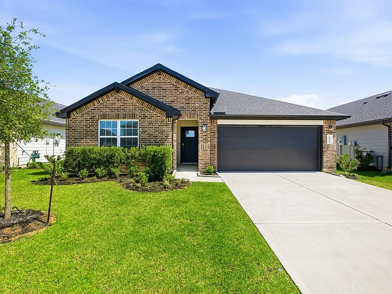 30615 Skye Villa Ln — Photo 1