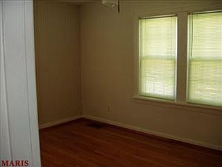 5th image of 980 N Castello St