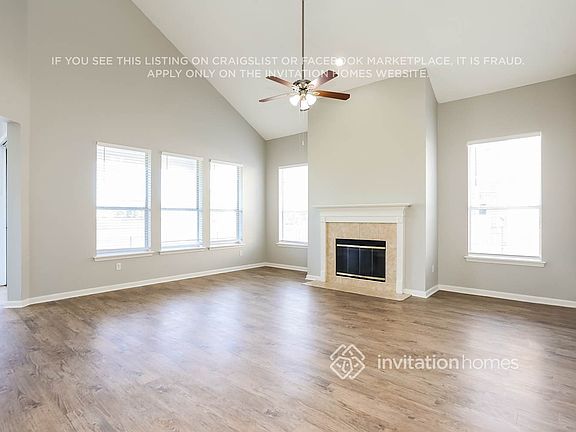 4th image of 3575 Shrewsbury Dr