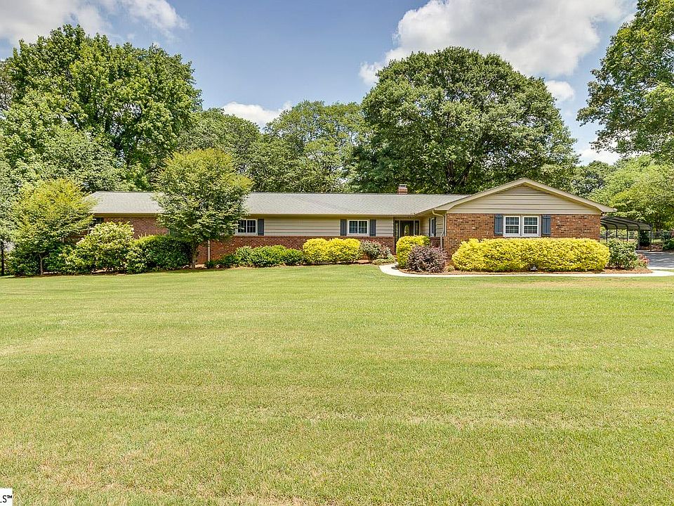 1st image of 202 Terramont Dr