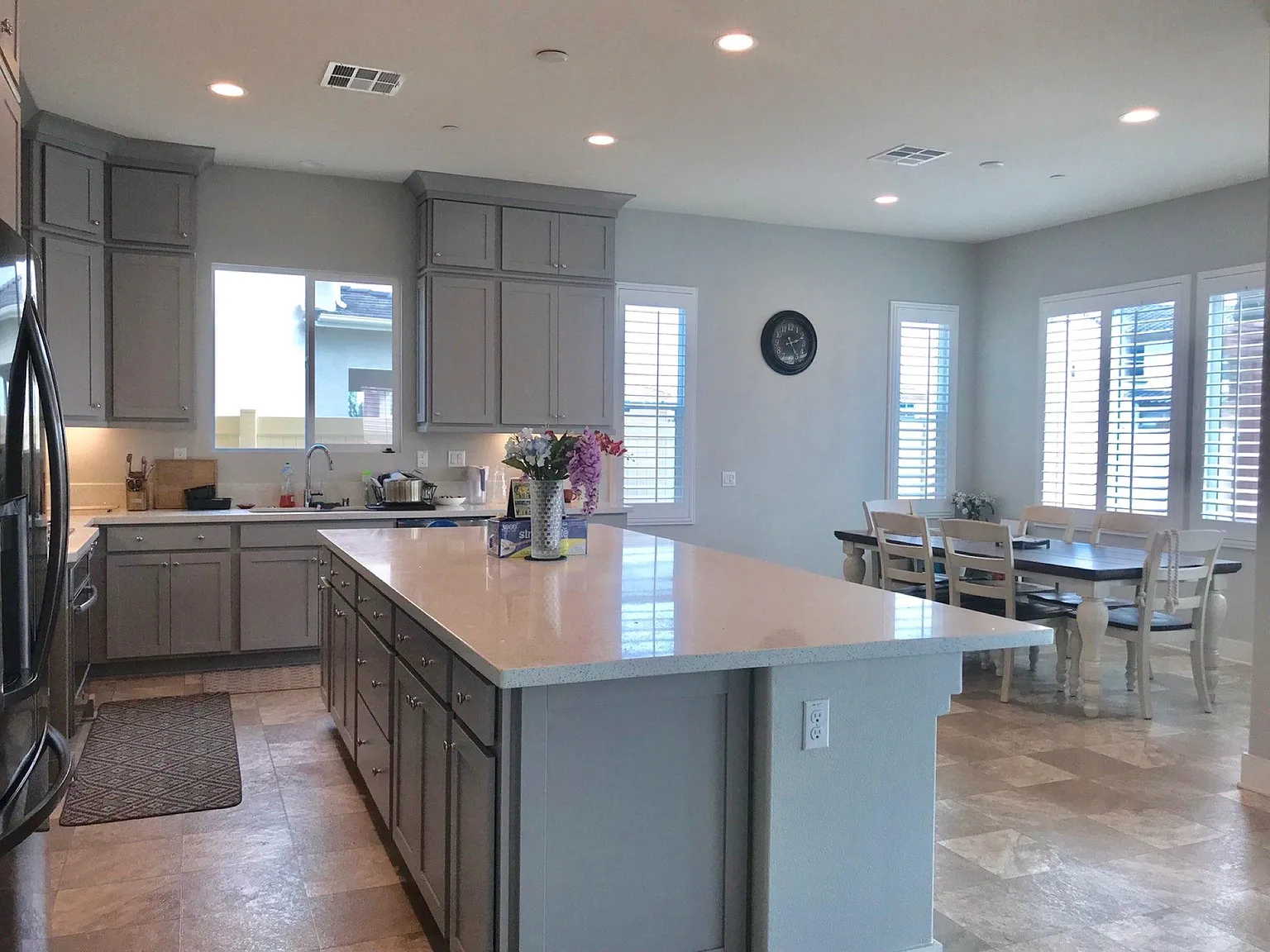 4 bed, 3.5 bath, 2672 sqft, $4,500 — Photo 3