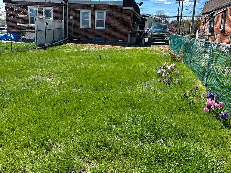 309 S Oak Ave — Photo 23