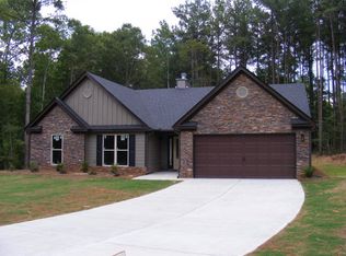 180 Ivy Creek Dr, Bogart, GA 30622