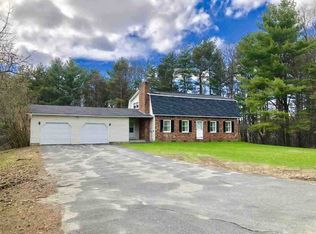 439 Farmer Dr, St Johnsbury, VT 05819