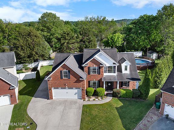 4th image of 7803 Chillingsworth Ln