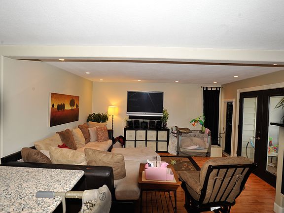 4th image of 9350 Woodinville Redmond Rd APT B114