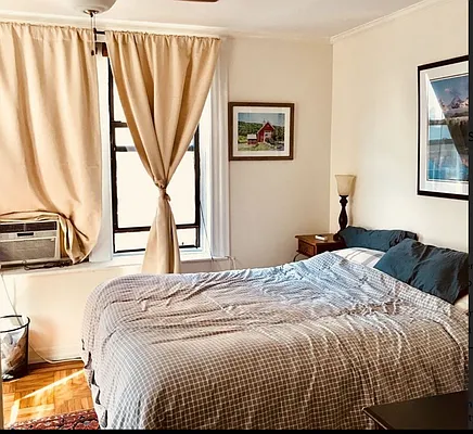 Rented by Evergreen Realty & Investments | media 16