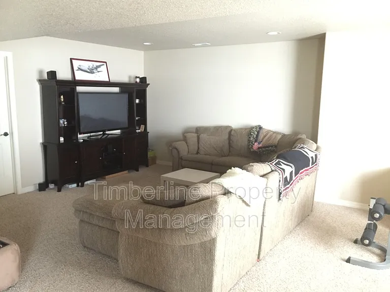 5751 Cisco Dr — Photo 12