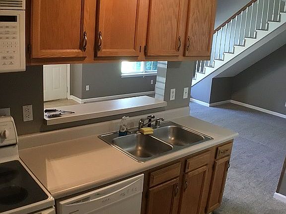 2nd image of 705 Jennings Ct