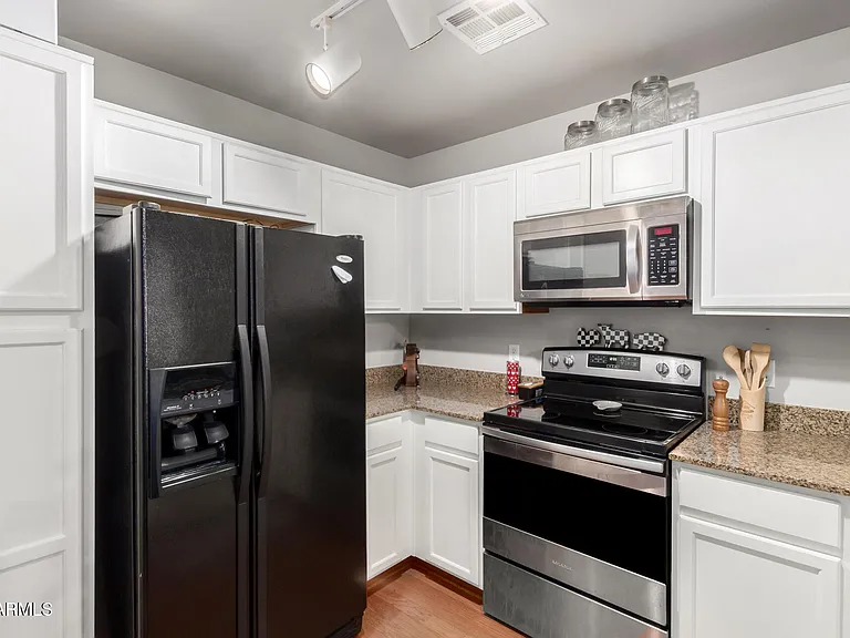 4302 E Jasper Dr — Photo 13
