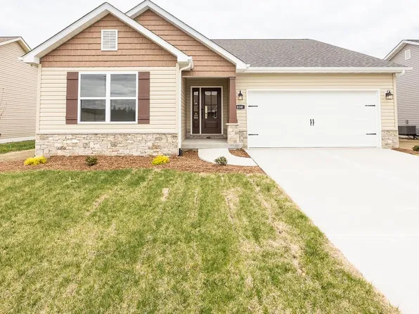 830 Topaz Ct, Mascoutah, IL 62258