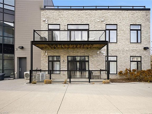 3rd image of 85 Morrell St #102A