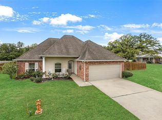 21047 Brighton Cove Dr, Ponchatoula, LA 70454
