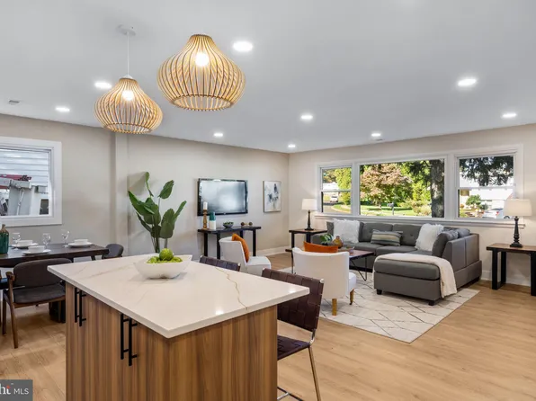 1019 Anna Rd, Huntingdon Valley, PA 19006