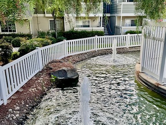 4th image of 1160 Portola Meadows Rd #H127