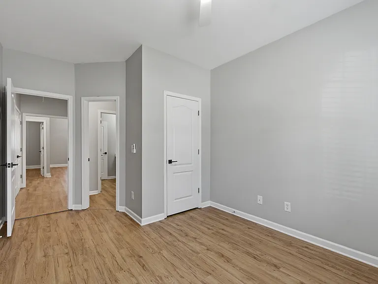 259 Derby Ct — Photo 8
