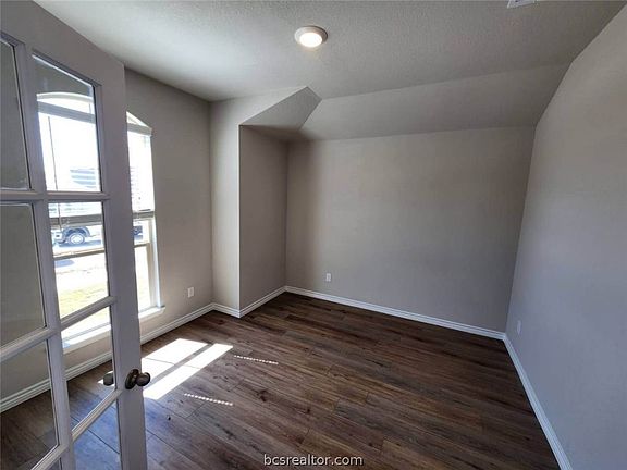 2nd image of 6351 Darlington Ave