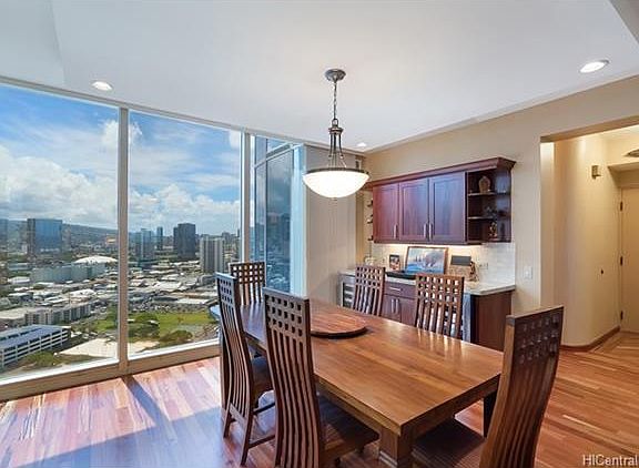4th image of 415 South St #Makai3304