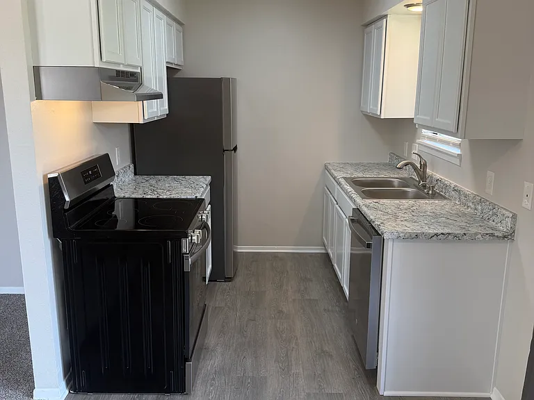 616 S Mount Carmel St #4 — Photo 6