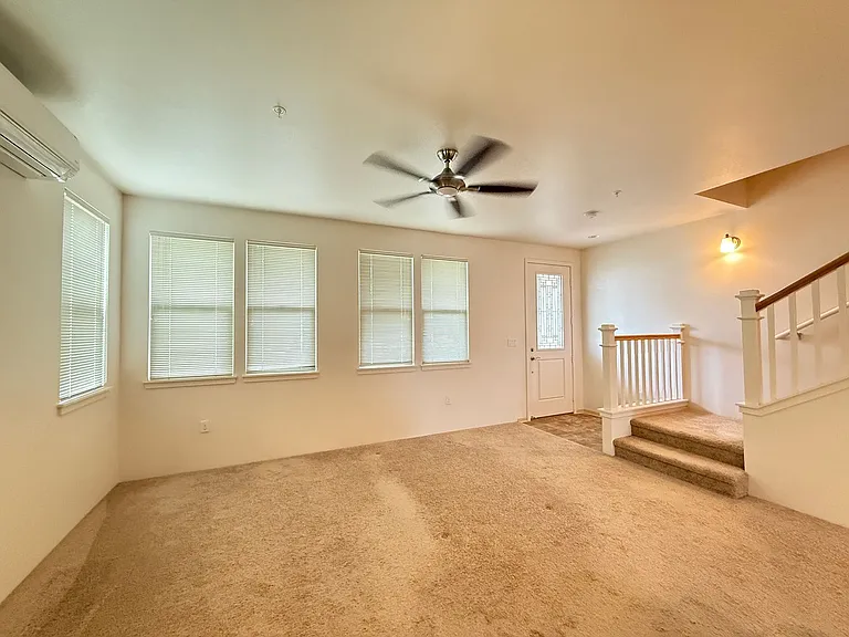 801 Kakala St #1801 — Photo 4